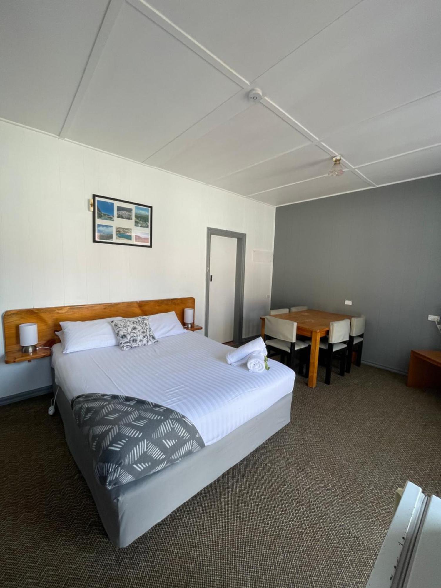 Mountain View Motel Queenstown Esterno foto